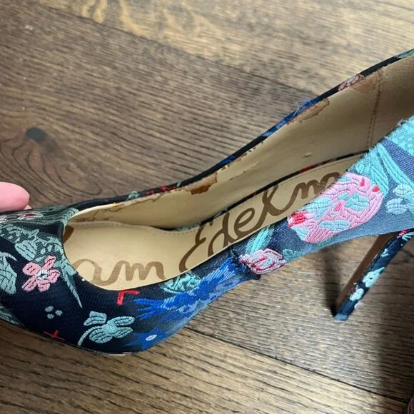 Sam Edelman Blue Floral Jacquard Heel Pumps | Size 6 Dress Shoes - Picture 4 of 8